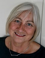 Gillie Stoneham - Facilitator/Actor